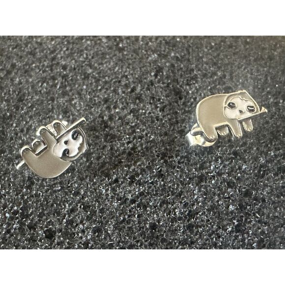 925 Sterling Silver Enamel Fun Dainty Stud Earrings - Picture 1 of 4